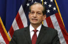 APTOPIX Financier Labor Secretary 