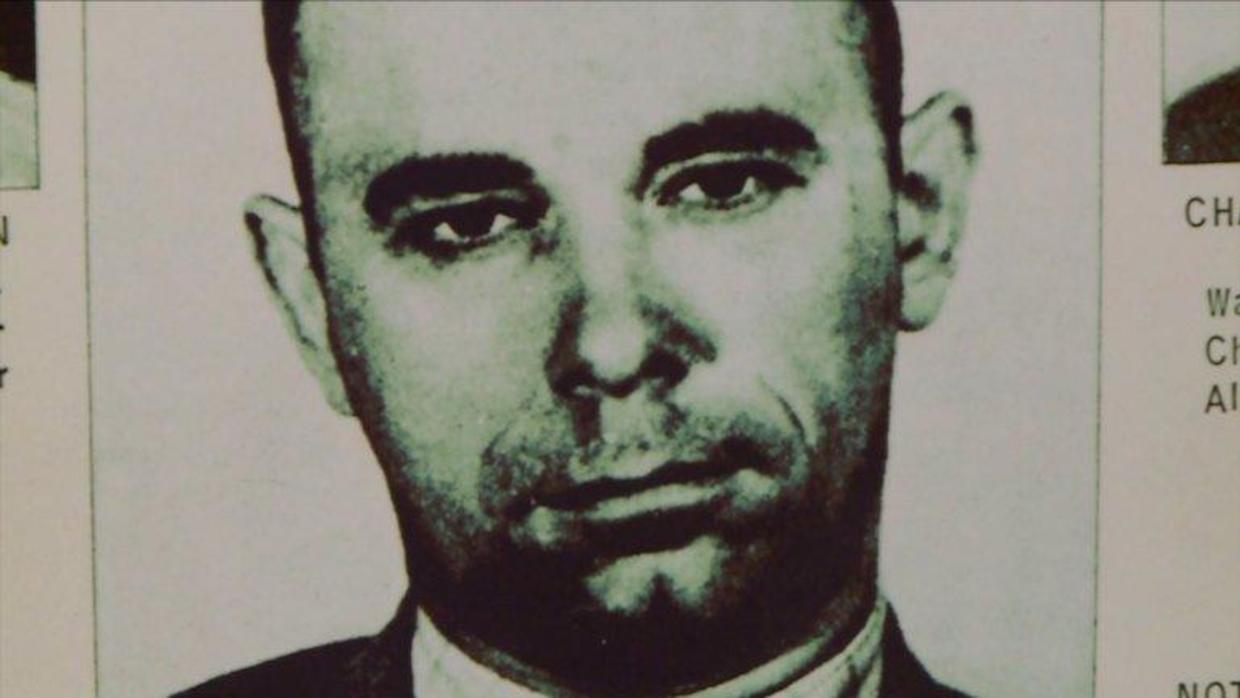 John Dillinger exhumed: Body of notorious gangster to be exhumed from ...