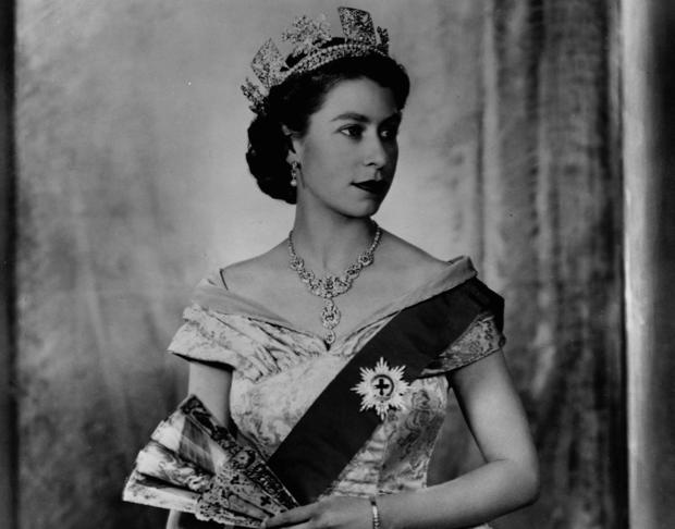 Elizabeth II, Queen of England 
