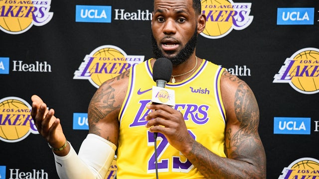 Los Angeles Lakers v Boston Celtics