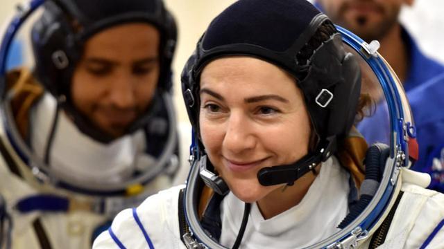 1017-cbsn-mkt-mkv-femalespacewalk-1953773-640x360.jpg