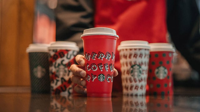 starbucks-holiday-cups-social.jpg 