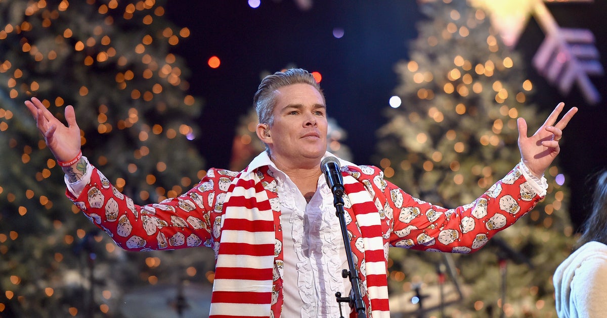 Woman Hires Sugar Ray Frontman Mark McGrath To Break Up With Her