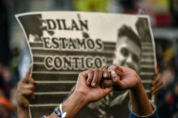 Manifestante colombiano herido muere después de dos días 