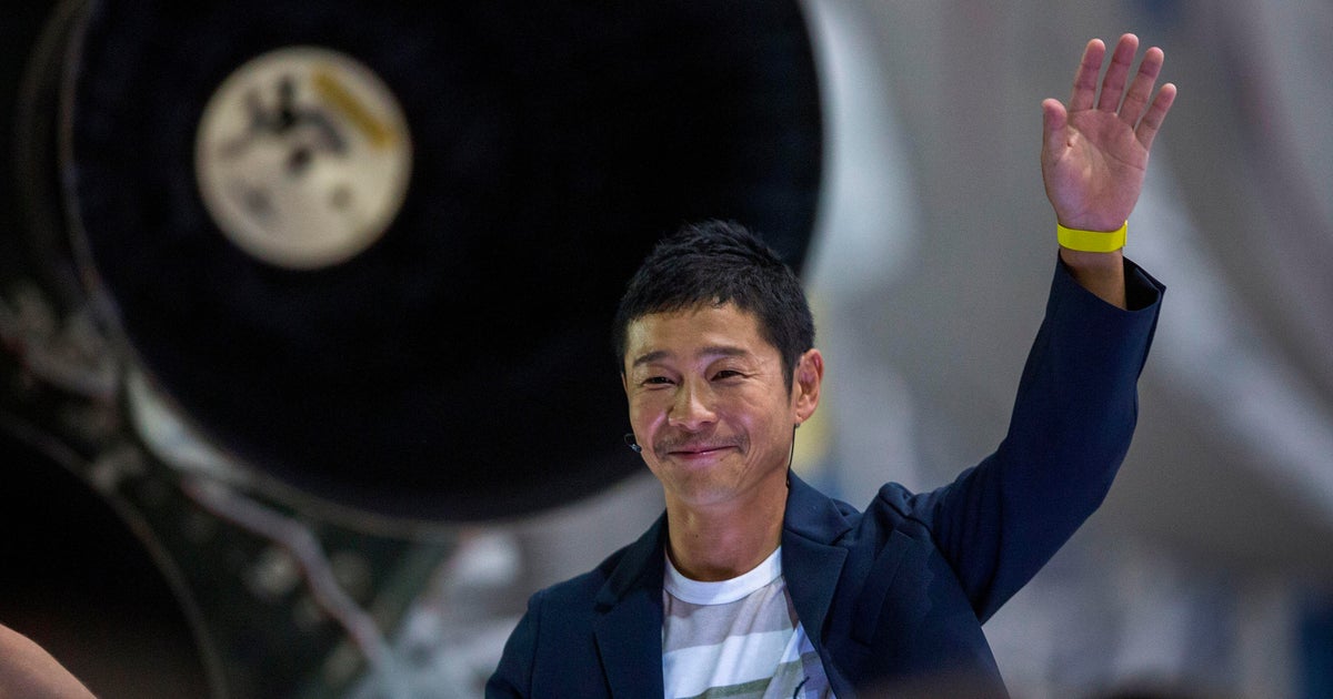 Japanese billionaire seeks 8 people for free trip to the moon