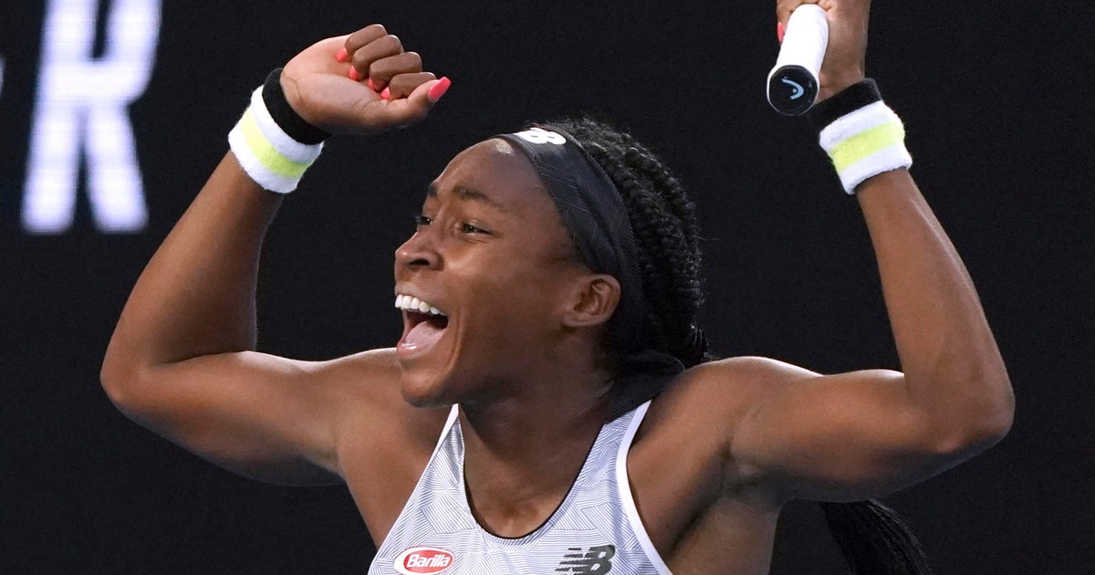 Australian Open Coco Gauff upsets defending champ Naomi Osaka; Serena