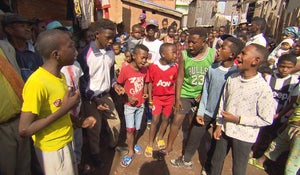 zaza-kanto-on-the-streets-of-antananarivo-madagascar-620.jpg 