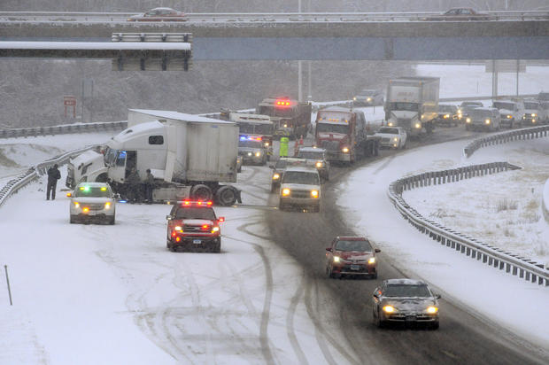 Rain, maybe snow, then bone-chilling cold, could affect Thanksgiving travel 