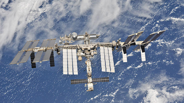 International-Space-Station.jpg 
