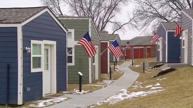 cbsn-fusion-non-profit-builds-tiny-homes-for-veterans-who-dont-have-one-thumbnail-455778-640x360.jpg 