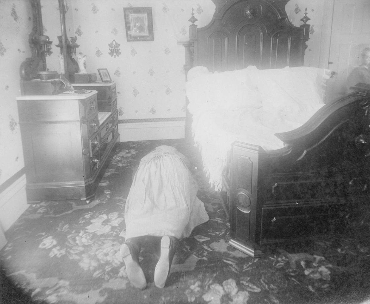 Lizzie Borden Case Images From One Of The Most Notorious Crime Scenes In History Cbs News 