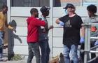 cbsn-fusion-south-african-gang-rivals-work-together-to-help-people-amid-pandemic-thumbnail-472406-640x360.jpg 