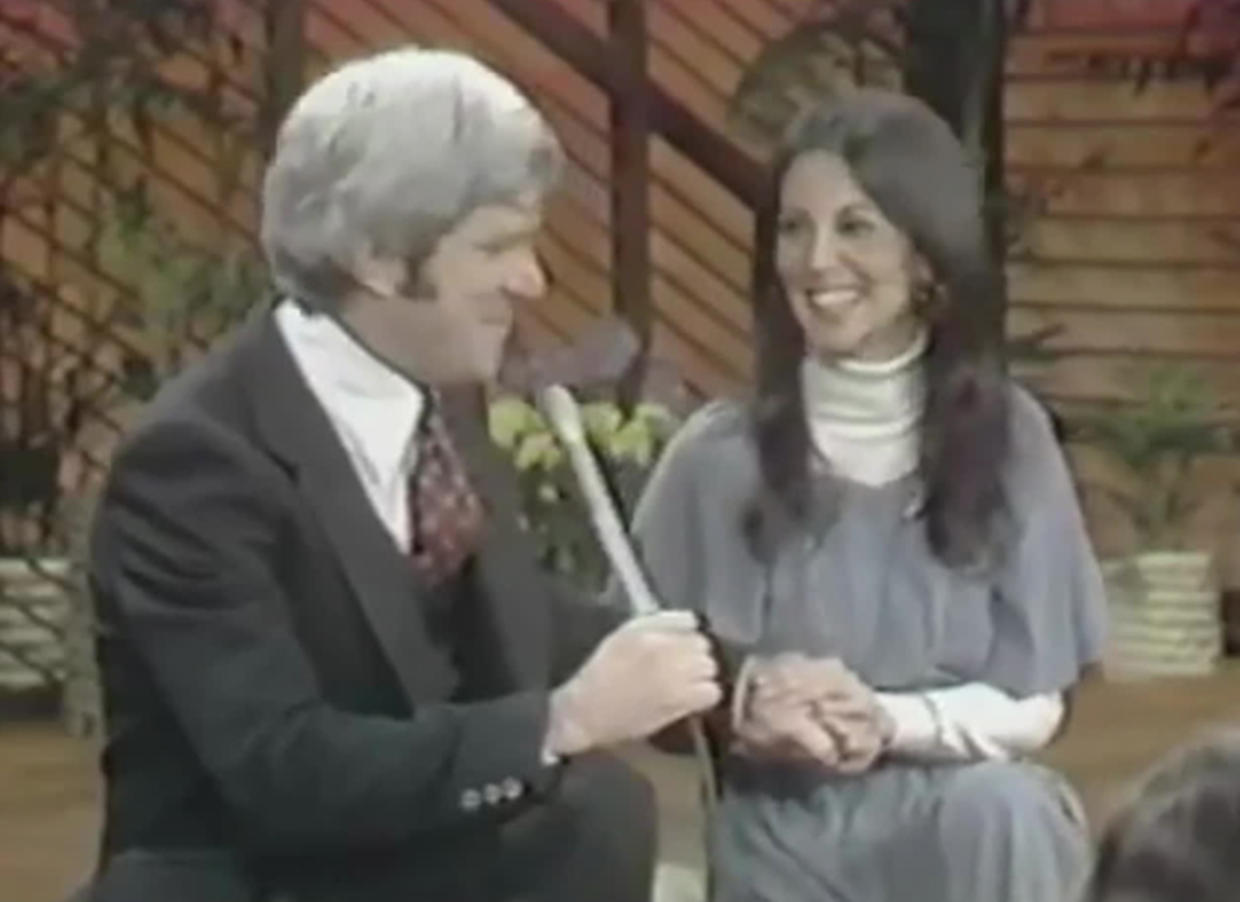 Marlo Thomas Phil Donahue On The Secrets Of Marriage Cbs News