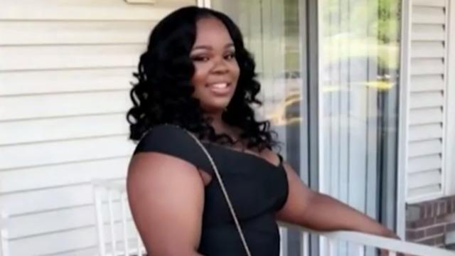 cbsn-fusion-breonna-taylor-apartment-photos-deadly-police-search-released-thumbnail-485172-640x360.jpg