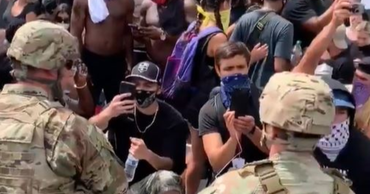 National Guard Troops Kneel With Protesters In Hollywood CBS Los Angeles