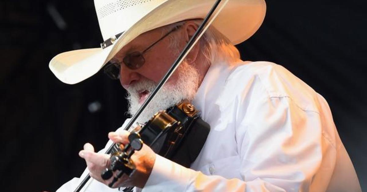 Country Music Hall Of Famer Charlie Daniels Dies At Age 83 Cbs News