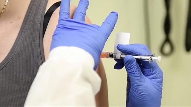 cbsn-fusion-stage-3-clinical-trials-on-covid-19-vaccines-could-see-results-before-end-of-the-year-thumbnail-521455-640x360.jpg