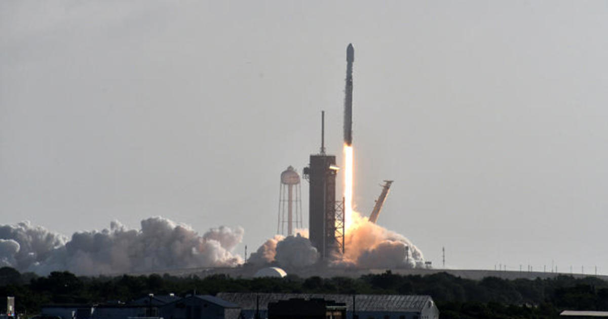SpaceX launches 60 more Starlink satellites in fast-growing constellation