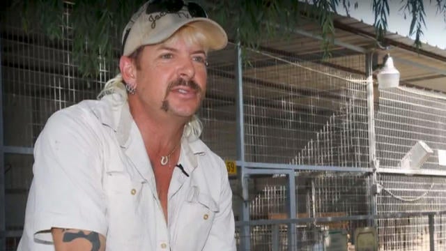Tiger King Joe Exotic Sends Trump Handwritten Letter Pleading For Pardon Calls President His Hero Cbs News