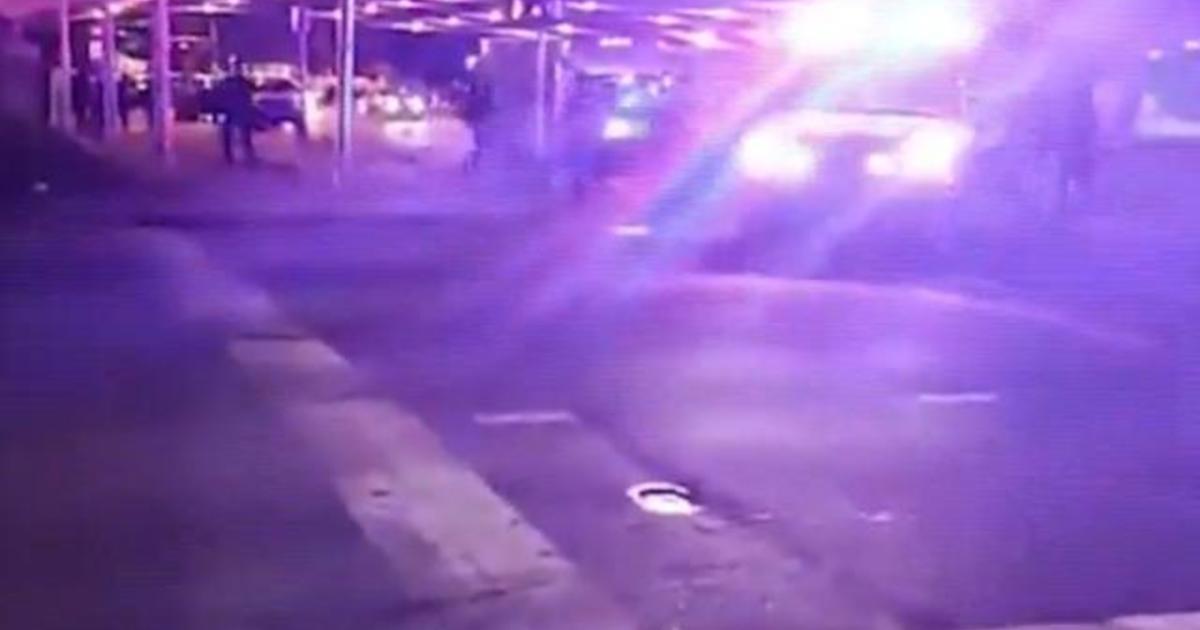 Two Louisville officers shot during protests over the Breonna Taylor decision - CBS News