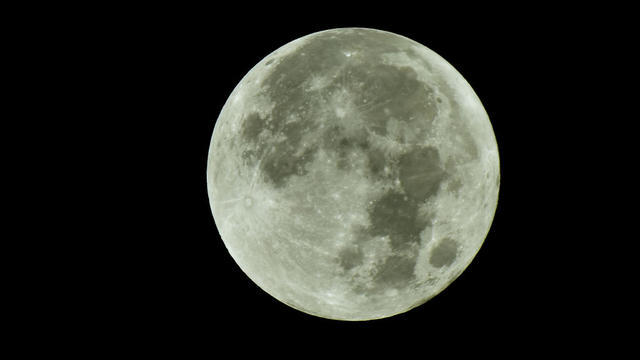 moon_1224906733.jpg 