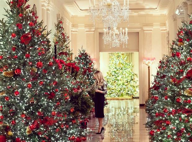 Melania Trump unveils Christmas decorations for final holiday season in White House - CBS News