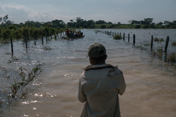 Caravana de migrantes de Honduras camino a Estados Unidos
