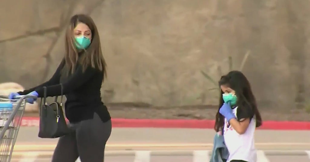 Holiday Shopping And COVID19 Retailers Say Shoppers Should Feel Safe Shopping In Person CBS