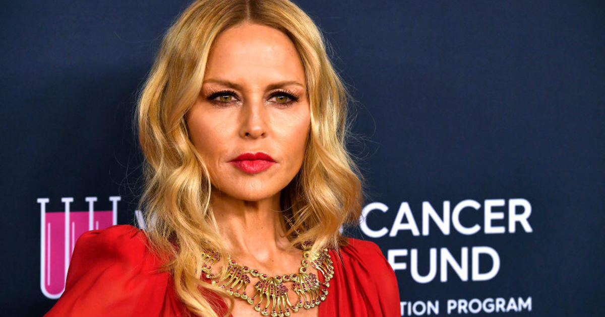 Rachel Zoe’s son hospitalized after falling 40 meters from a ski lift, writes the fashion designer in the Instagram story