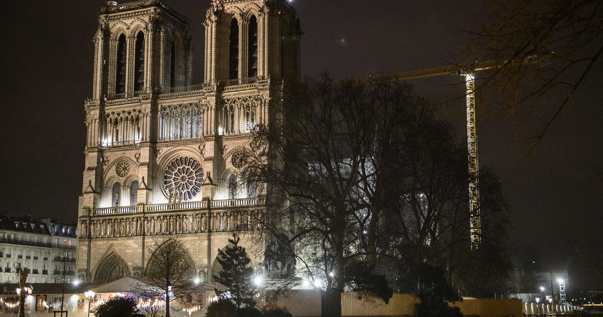 The Notre Dame choir returns for the first time since the devastating fire for the Christmas Eve show