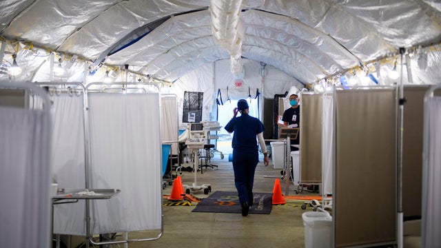 Virus Outbreak US Surge 