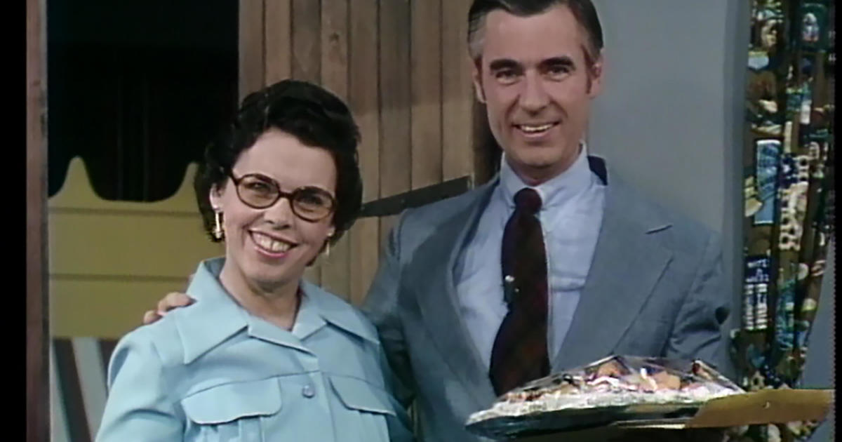 Joanne Rogers, widow of TV icon Fred Rogers, died at 92