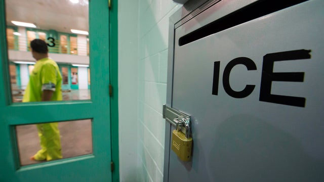 US-IMMIGRATION-DENTION-CENTER-ICE