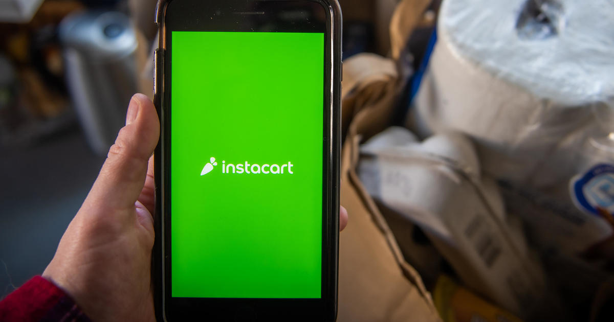 1,800 Instacart workers lose their jobs.  No one agrees on who they fired.