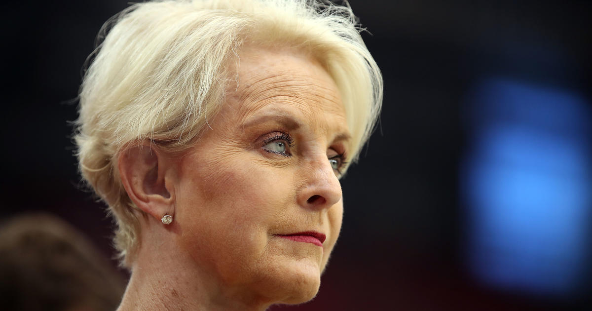 Arizona Republicans censor Cindy McCain and the Republican Party governor