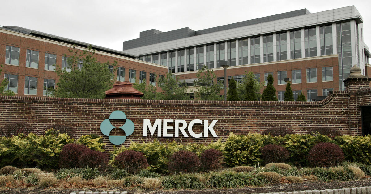 Merck says experimental COVID-19 pill molnupiravir cut deaths hospitalizations in half when given early – CBS News