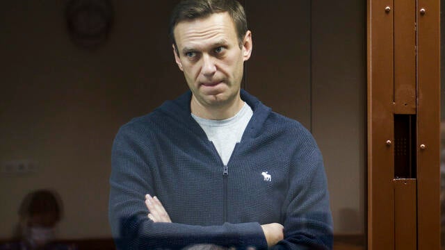 Russia S Navalny Says He Could Be Put In Solitary Confinement Close To Torture Over Minor Prison Infractions Cbs News