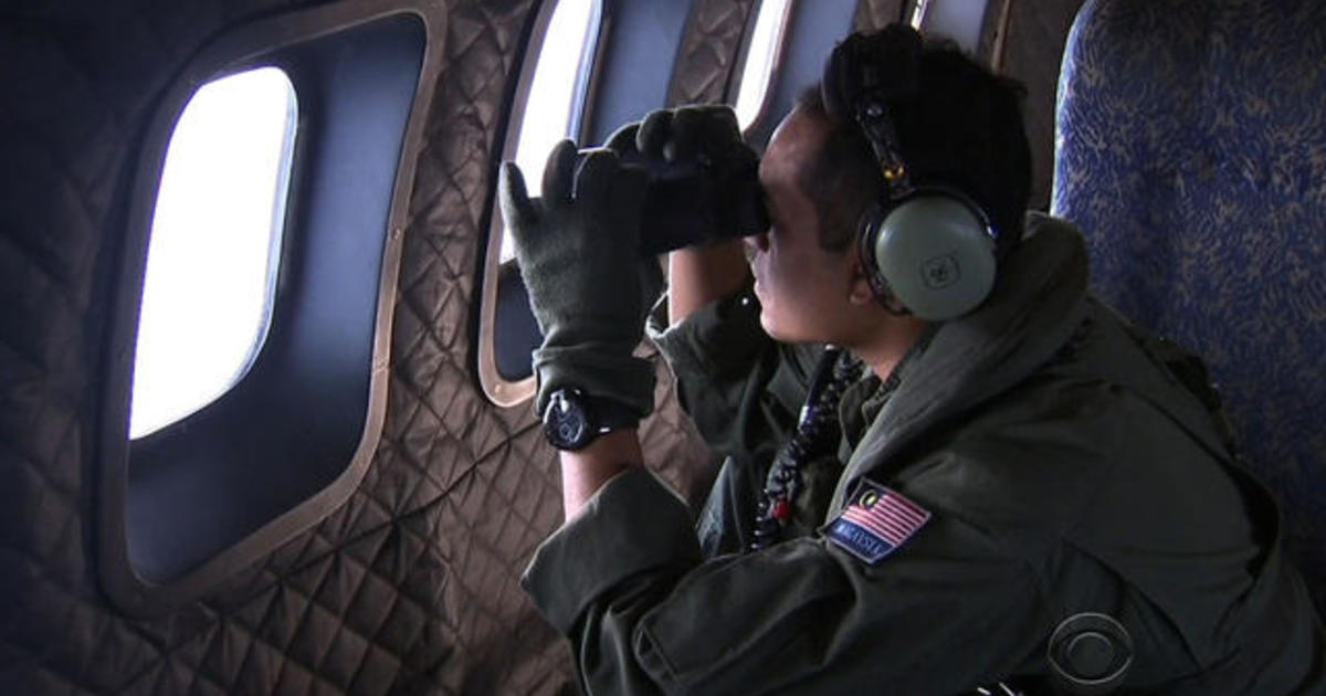 Who were the pilots of Malaysia Airlines Flight 370?  CBS News