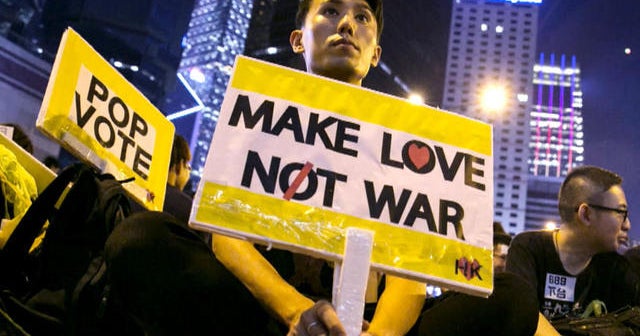 Hong Kong protestors call for leader to resign