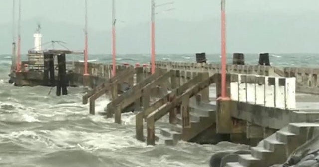 Fierce wind and rain hitting central Philippines