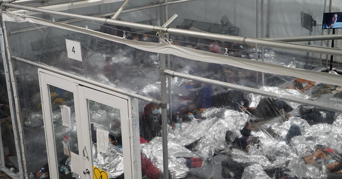 Inside a Border Patrol migrant holding facility at 16 times its capacity