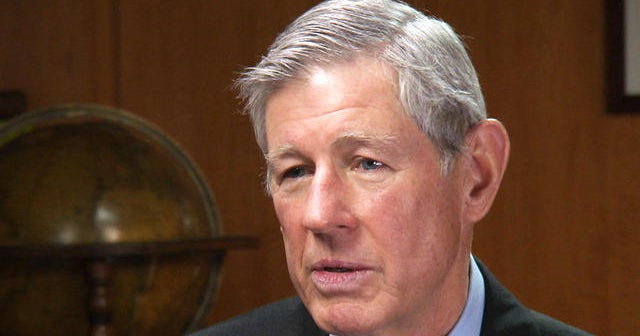American banker recalls rescue of Vietnamese co-workers during fall of Saigon