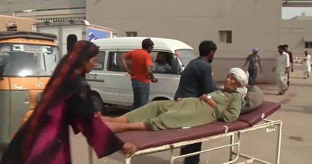 Heat wave leaves more than 800 people dead in Pakistan