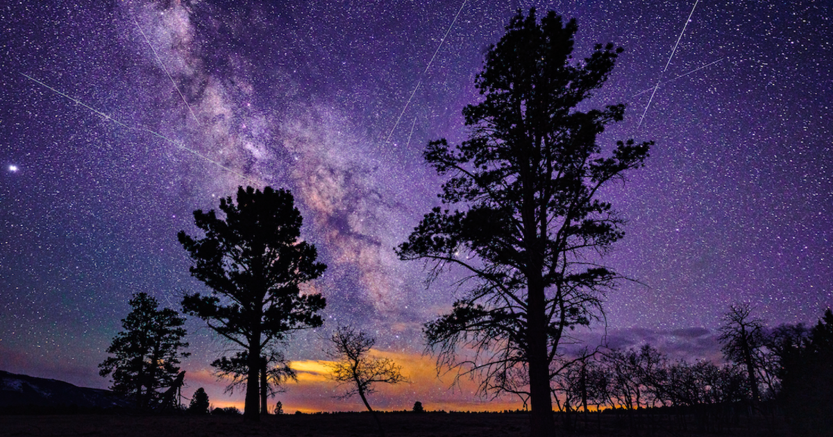 Photo of La pluie de météores des Lyrides marque le retour des étoiles météores – et a culminé avec un spectacle spectaculaire le jour de la Terre
