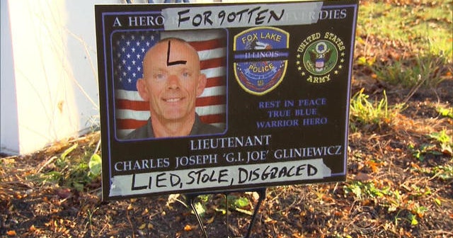 Lt. Joe Gliniewicz's personnel file released CBS News