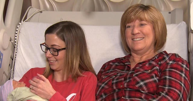 Surrogate mother delivers special gift for daughter