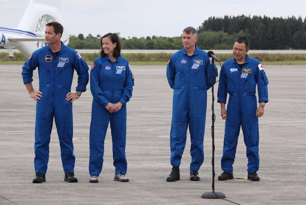 041621-crew-runway-clark.jpg