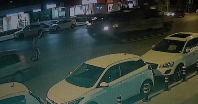 Tanks run over man during attempted coup in Turkey