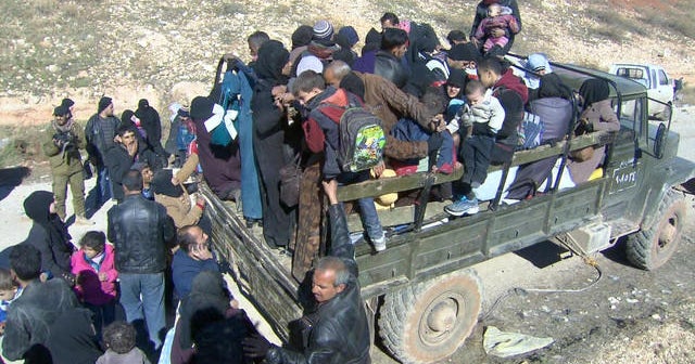 Mass exodus in Aleppo as Syrians flee from attacks