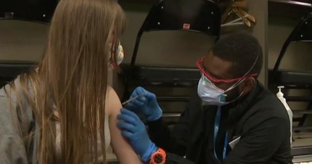 CDC updates face mask guidance as U.S. COVID cases decline